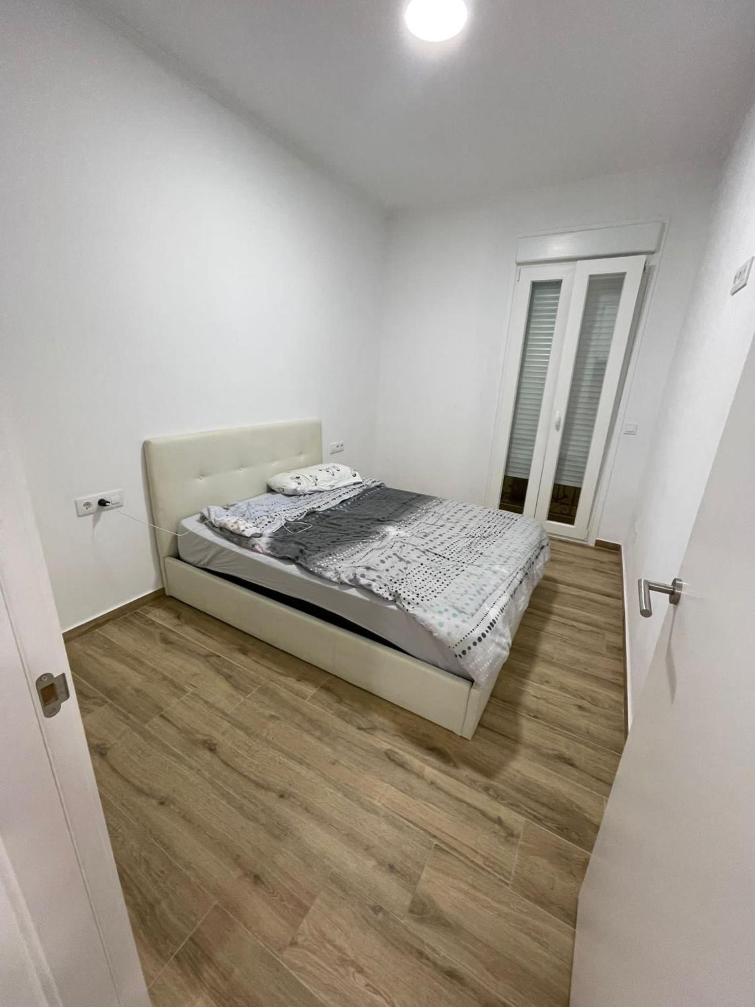 Apartments Jota Барселона Екстер'єр фото